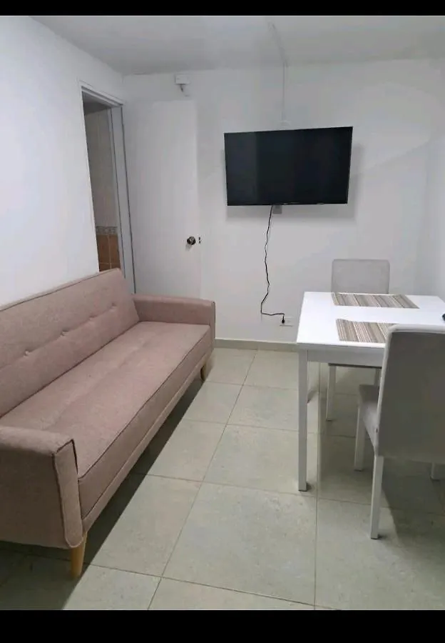 Hermoso Condominio En Medellin, Laureles contacts